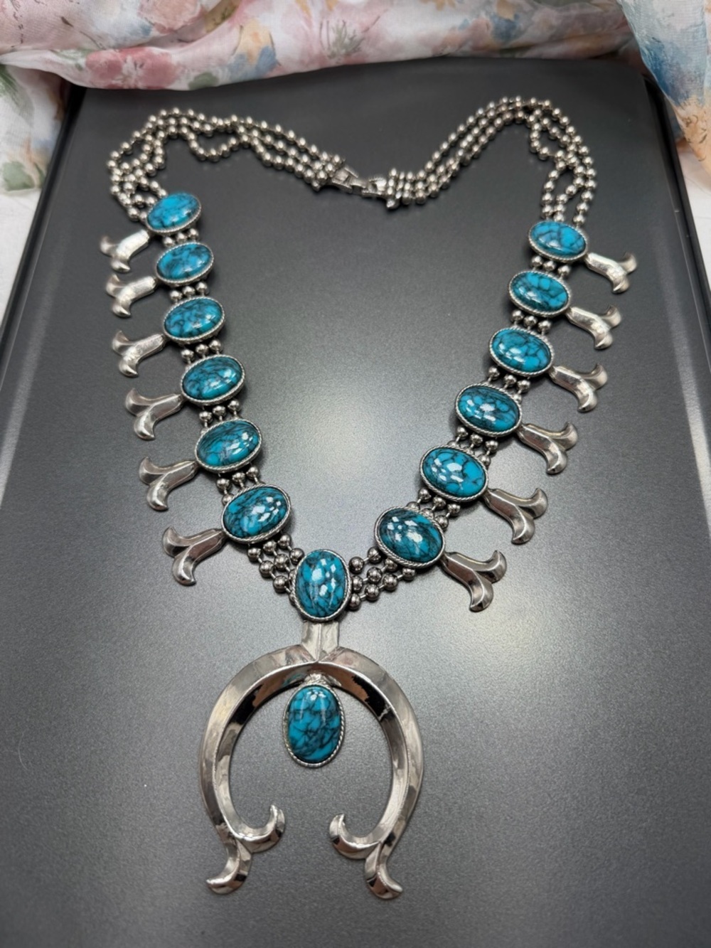 ⬇️⬇️ Vintage Goldette Navajo-Style Squash Blossom Necklace #24SN